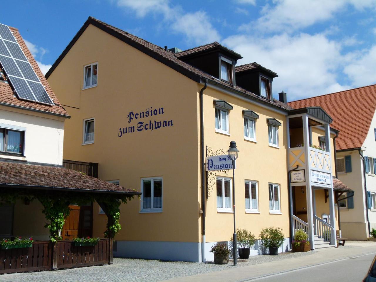 Pension "Zum Schwan" Muhr am See Ngoại thất bức ảnh