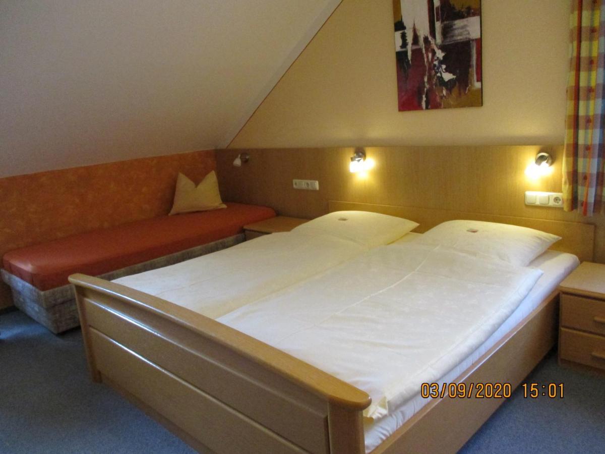 Pension "Zum Schwan" Muhr am See Ngoại thất bức ảnh